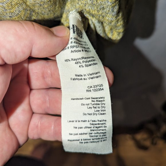 Wilfred Free Soft Olive Tank - Picture 4 of 4